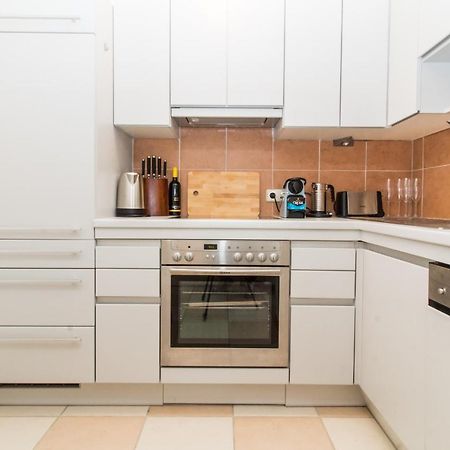 Beautiful Viennese Apartment Εξωτερικό φωτογραφία